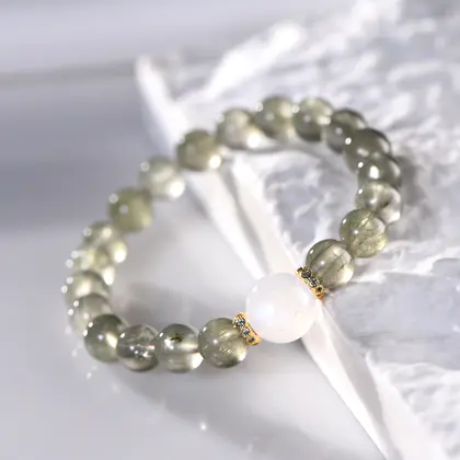 [Design] Natural green hair crystal bracelet with moonstone transfer beads crystal bracelet ornament ins trendy gift for girlfriend's birthday