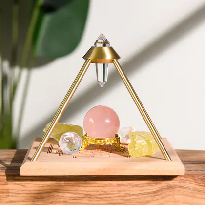 Vogel Pyramid Crystal Grid